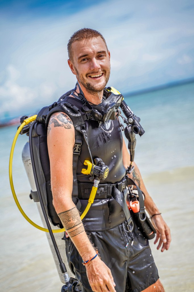 Tom Inett scuba instructor UK