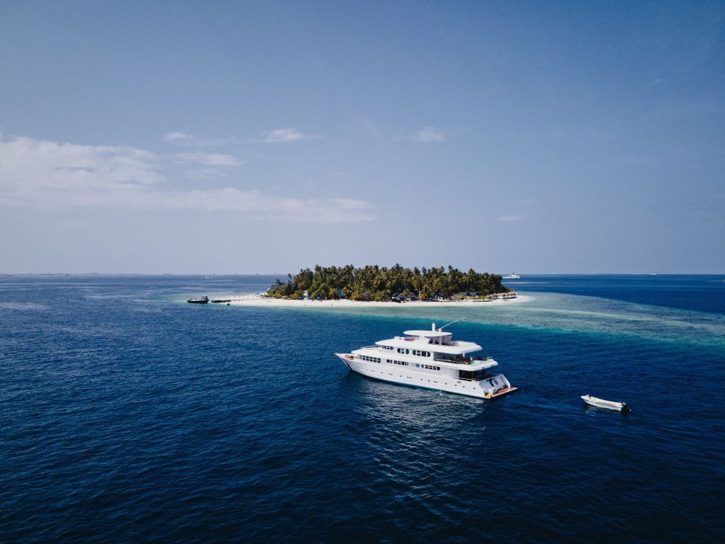 horizon 3 liveaboard maldives