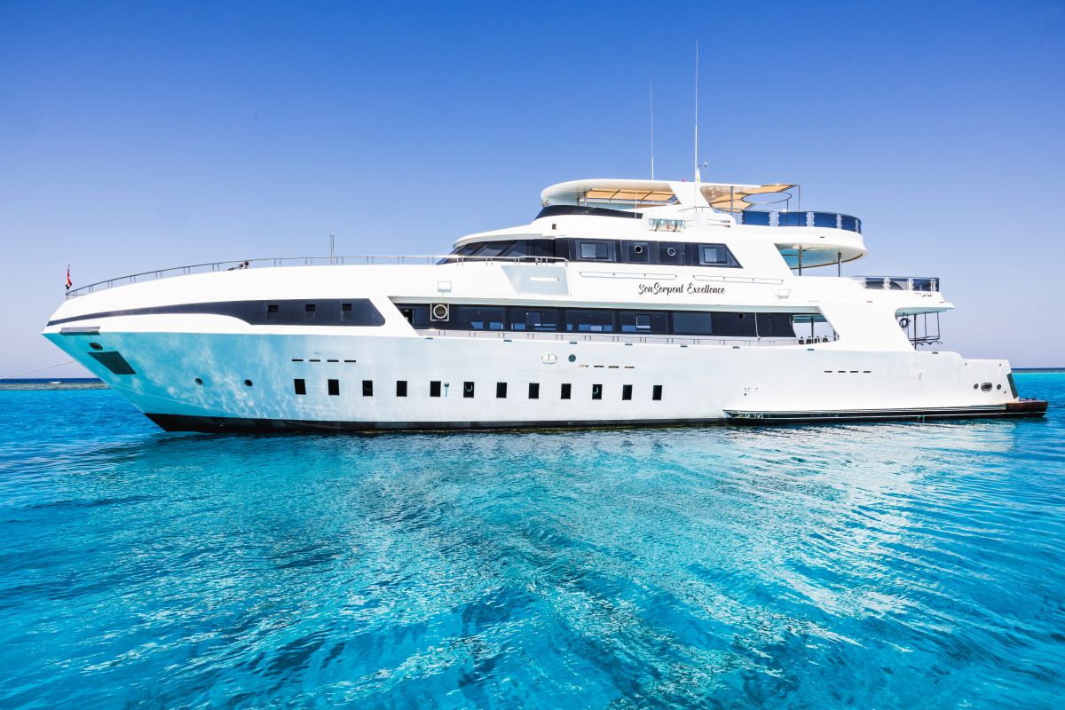 sea serpent excellence red sea luxury liveaboard