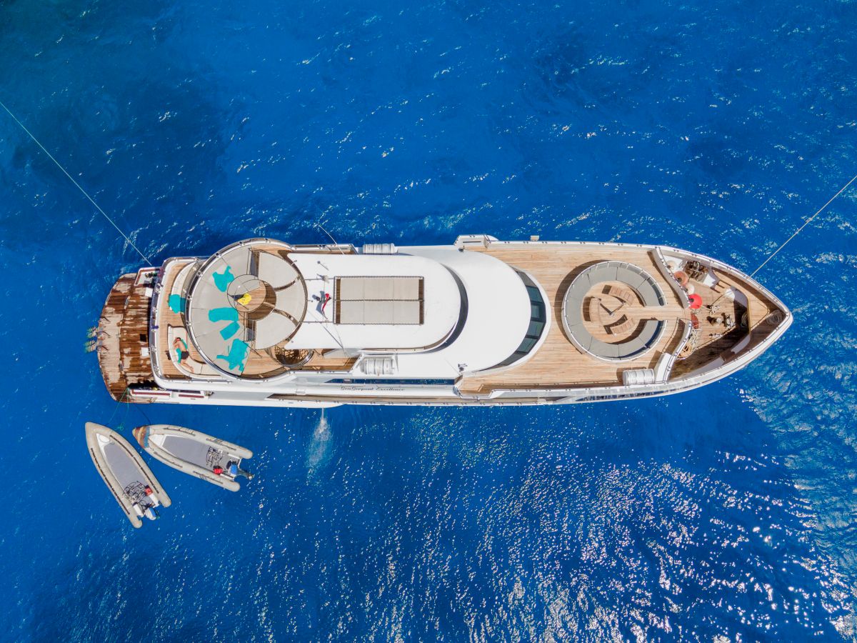 sea serpent excellence red sea luxury liveaboard