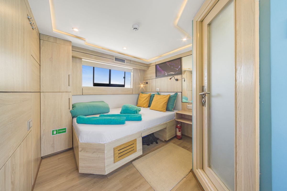 SS Serena Dreams Liveaboard double cabin