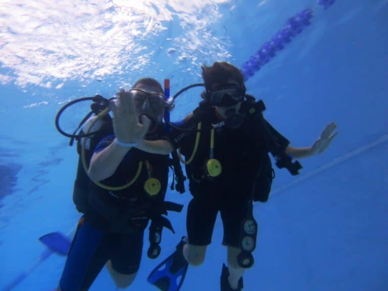 PADI ReActivate/ Refresher Course The UK's premier dive school